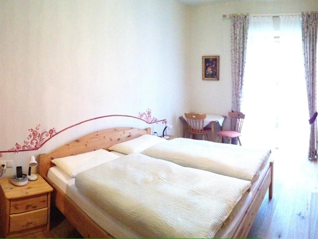 Platzerhof Apartment Monguelfo-Tesido / Welsberg-Taisten Room photo